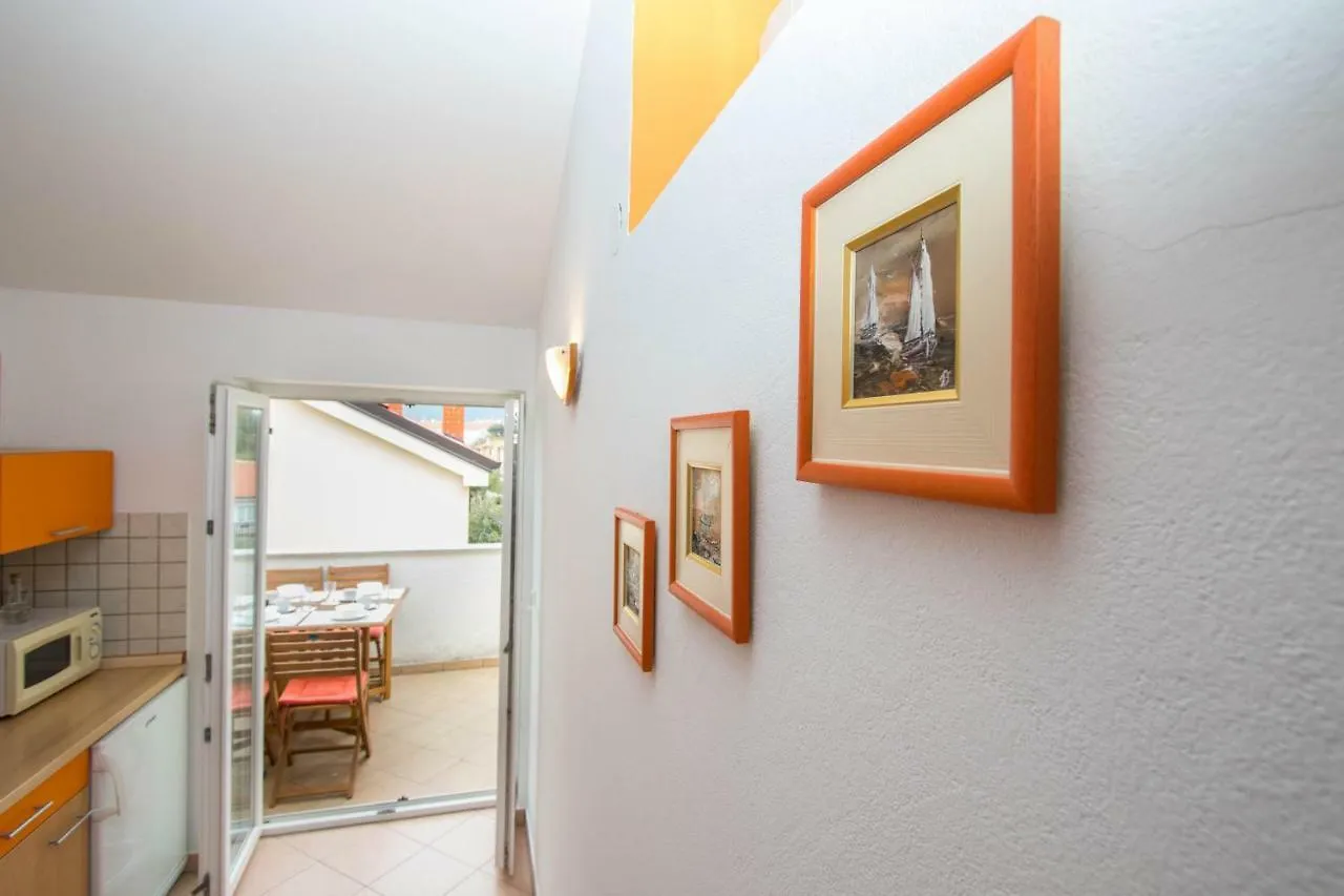 Charming Apartments Do-Ma-Ni Baska