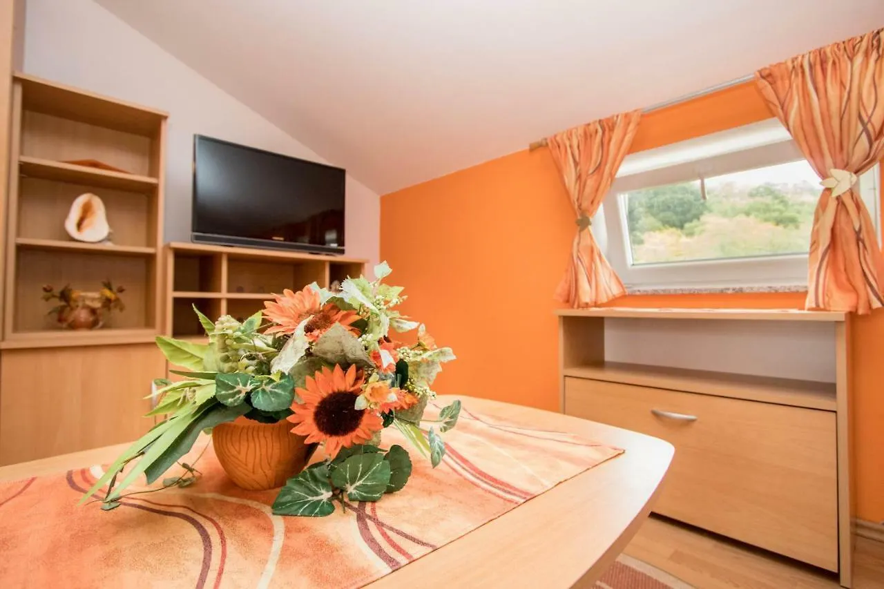 Charming Apartments Do-Ma-Ni Baska