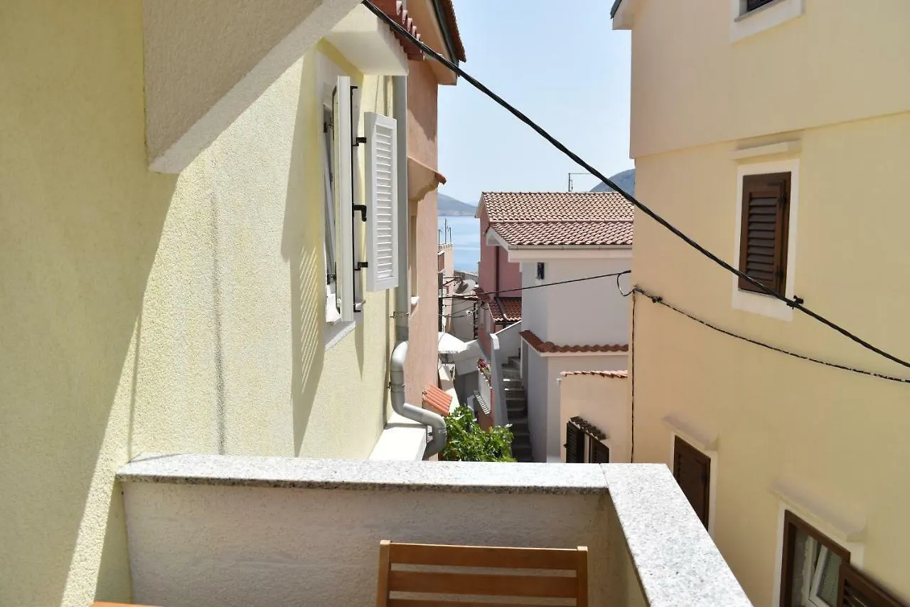 Charming Apartments Do-Ma-Ni Baska